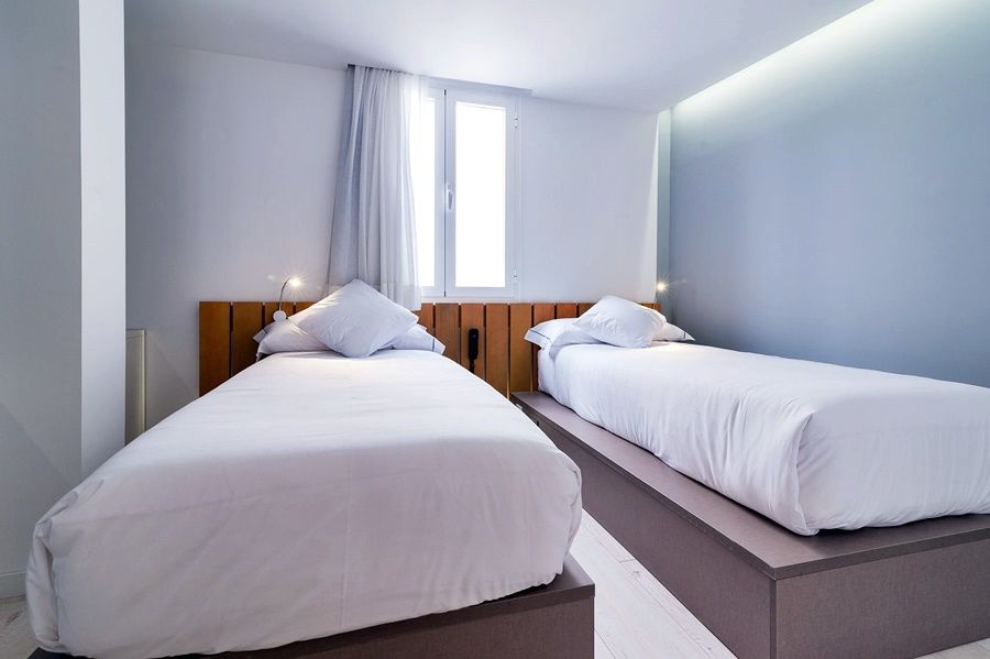 Nuria Hostal Madrid Exterior photo