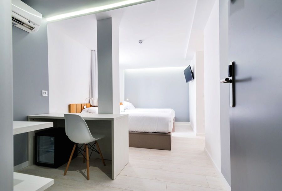 Nuria Hostal Madrid Exterior photo