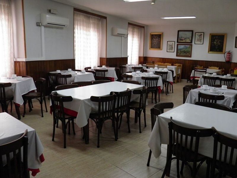 Nuria Hostal Madrid Exterior photo