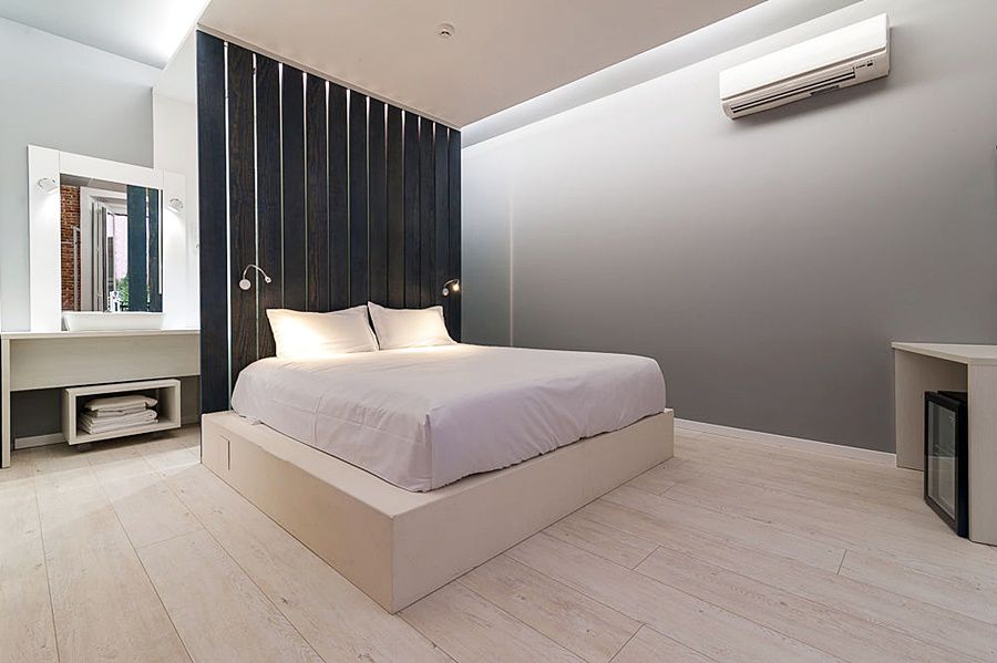 Nuria Hostal Madrid Exterior photo